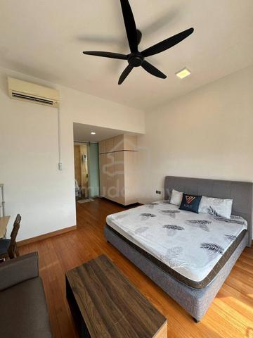 Tri Tower Room For Rent Walking to CIQ JB 1