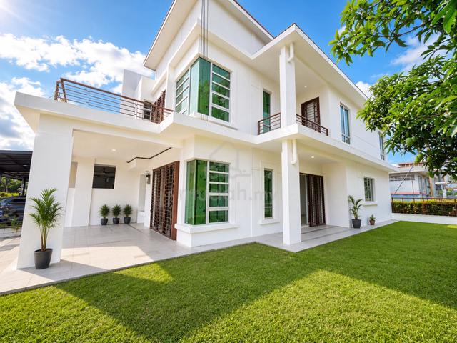 Corner Bandar Sri Sendayan House For Sale 1