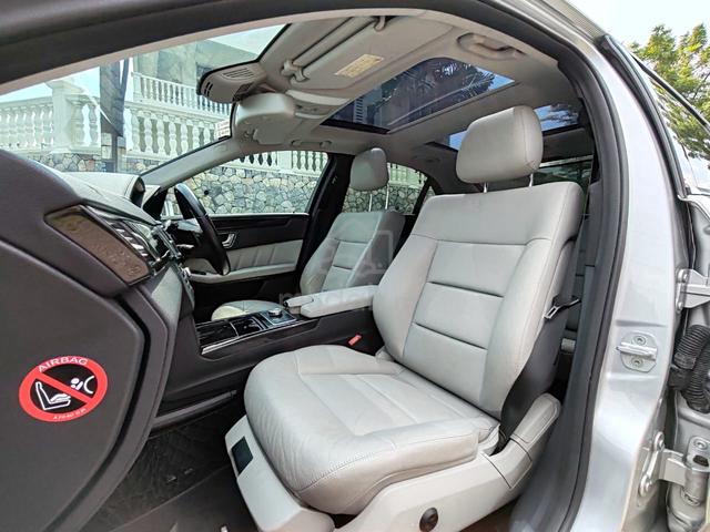 2013 Mercedes Benz E250 CGI P.Roof Keyless Entry - 4