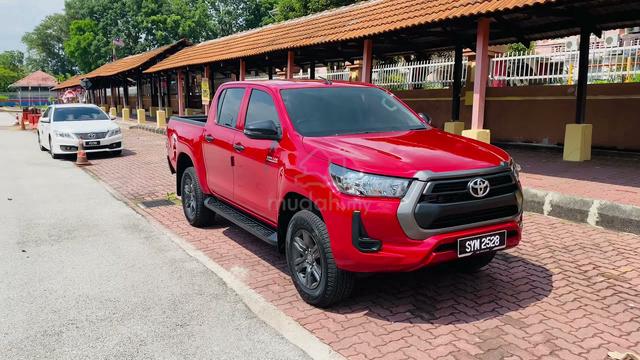 FULL LOAN PROMOSI HEBAT TOYOTA HILUX 2.4 E Auto - 2