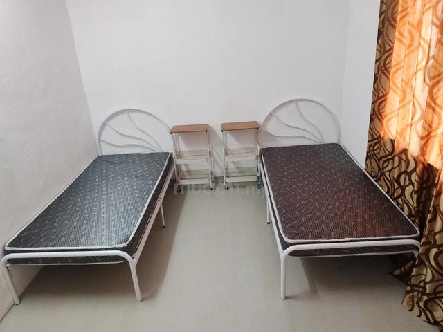 Sharing Room  1