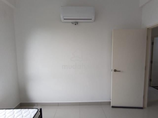 Bayan Baru Master Bedroom 1