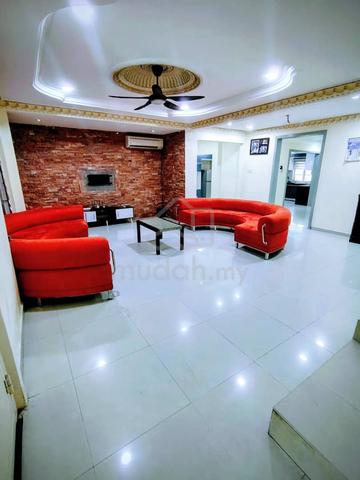 Fully Renovated 2 Storey |Big Land 40x65|No Flood| Bandar Putera|Klang 1