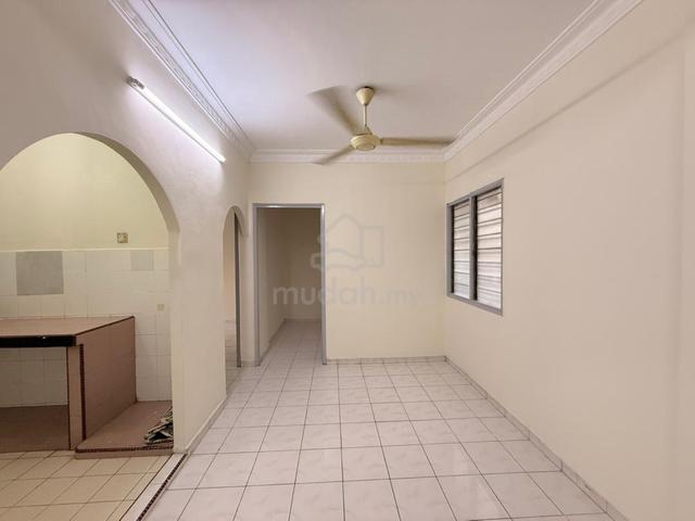 Palma Apartment (Bandar Country Homes) 1