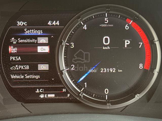 2023 Lexus IS300 2.0 F-SPORT MODE BLACK III (A)LOW - 4