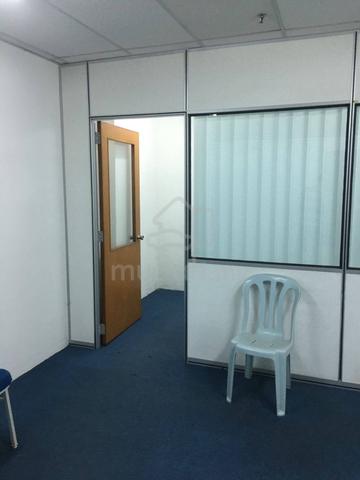 Office Unit for Sale in Paragon Point Shopping Center Ampang 2