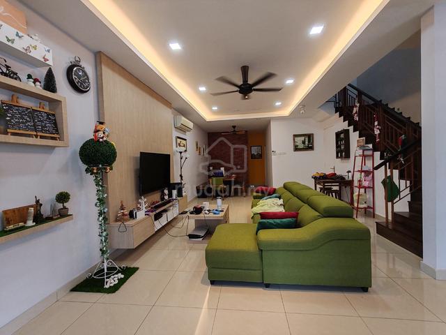 Reno Partly Furnished 2 Storey Terrace House (Behind SMK Setia Alam) 1