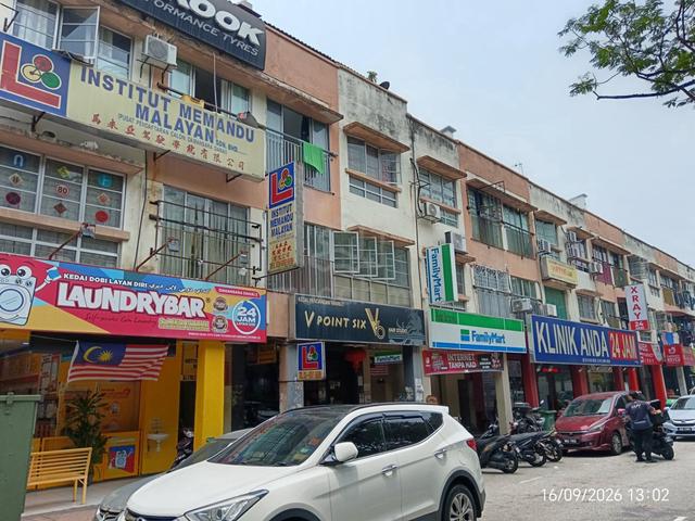 Vista Shop Apartment (Damansara Damai) 1