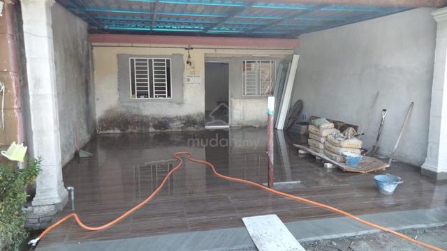 Rumah Untuk Dijual - Taman Simpang Bakti 1