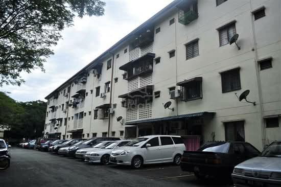 Seri Perindu Apartment 1