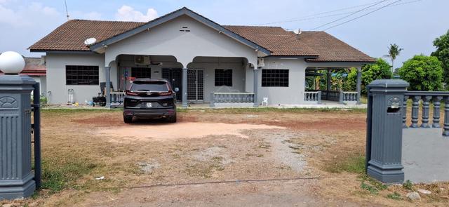 Rumah Sewa di Solok Musai Bukit Baru) 1