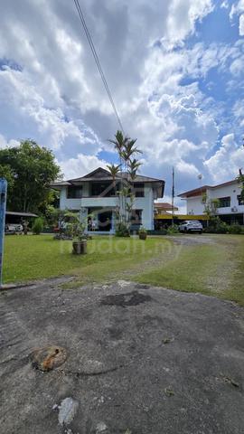 Huge Compound,Greenery View,Bungalow,Batu Lintang,Kuching 1