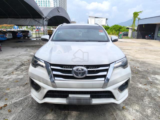 2017 Toyota FORTUNER 2.7 SRZ 4X4 2TR-FE (A) - 1