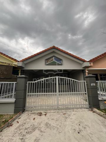 unblock view TMN PULAI INDAH single storey terrace 24x65 fully reno 1