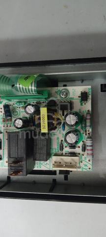 Sharp Microwave PCB Board  - photo 5 of 6