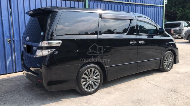 2013 Toyota VELLFIRE 3.5 ZG (loan kedai) - 2