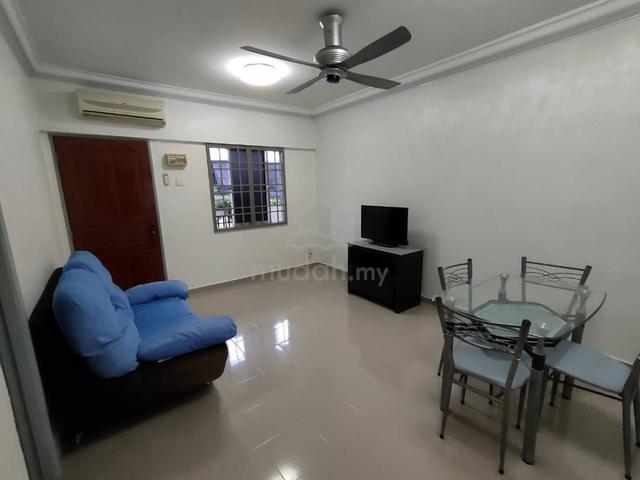 Desa Ixora 1