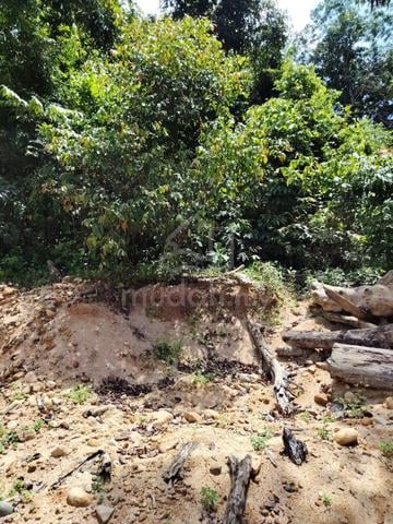 Tanah 5.32 Ekar Tepi Anak Sungai Kg Kemat,Dekat Pusat Latihan RELA 1