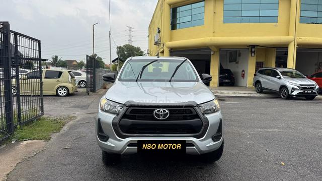 2022 Toyota HILUX 2.4 E MY20 (A) - 4