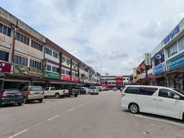 Johor Jaya Jalan Dedap 3 Storey Shoplot,Johor Jaya 1