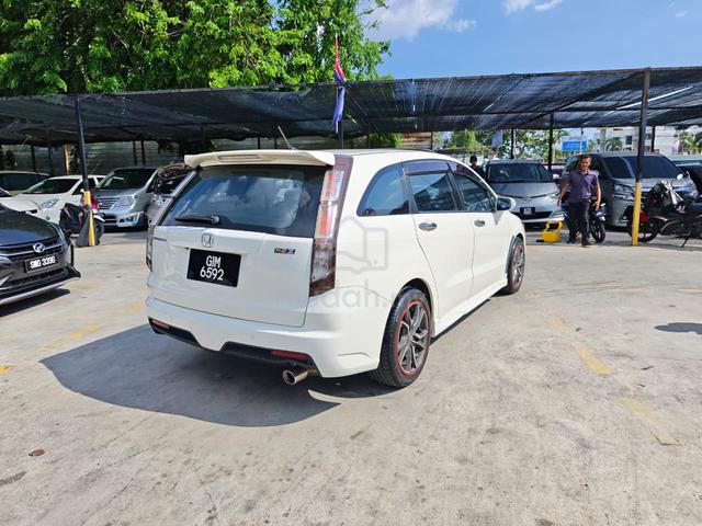 2012 Honda STREAM RX-Z 1.8 (AUTO) - 3
