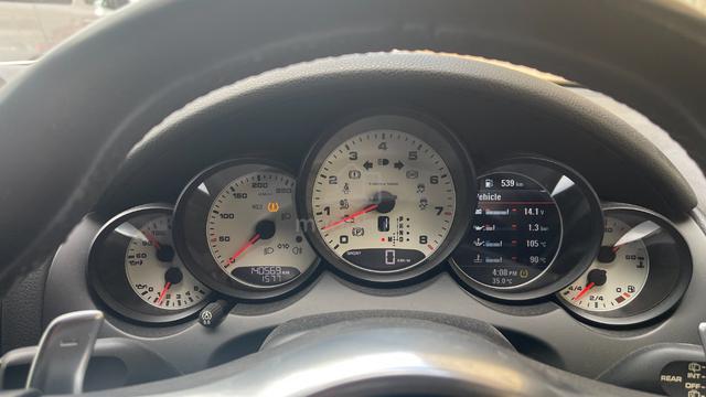 2011 Porsche CAYENNE 4.8 S 958 (A) - 5
