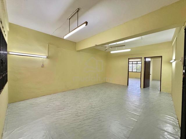 Shop For Rent / Taman Skudai Kiri / 1st Floor / Near Bbu / Tampoi 1