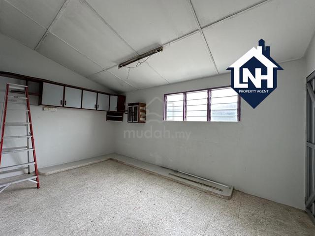 Taman Ria newly reno terrace for sale good condition near masjid 1