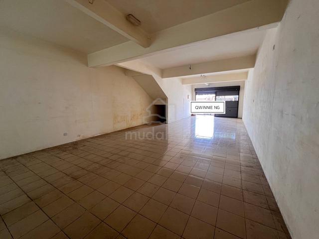 2storey shoplot Taman BAKAP Indah SG JAWI For Rent 1