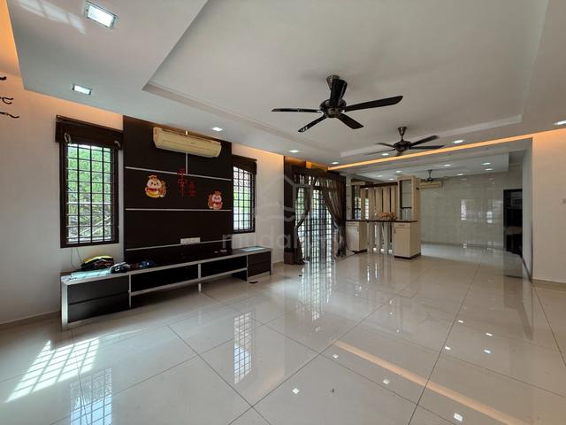 Renovated 2 Storey Storey Link Bungalow Corner Austin Perdana 1