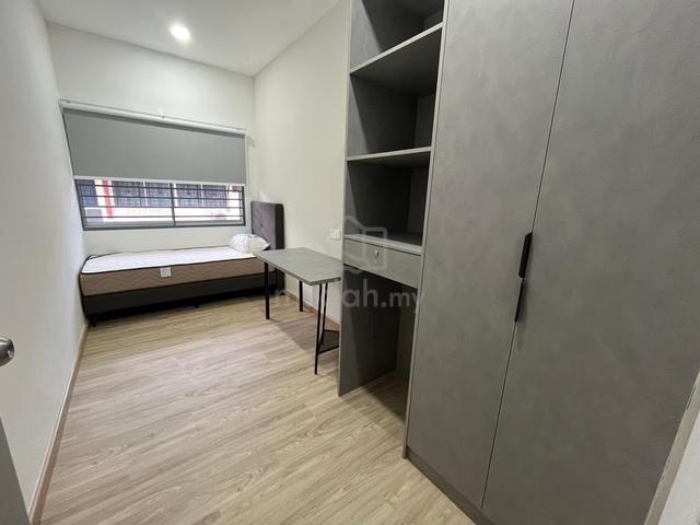 Double Storey Bungalow Room @ Taman Abad @ CIQ @ Fully Furnished @ Bel 1