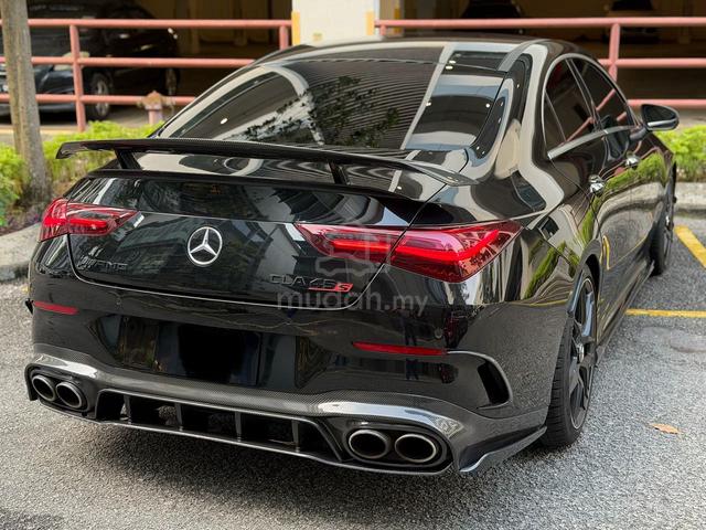 Mercedes Benz CLA45s 2.0 AMG 4MATIC CF BKit FEkzos - 2