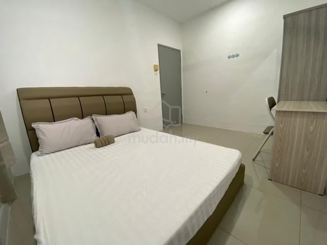 (Female) Single Room at Farlim Air Itam, Penang 1