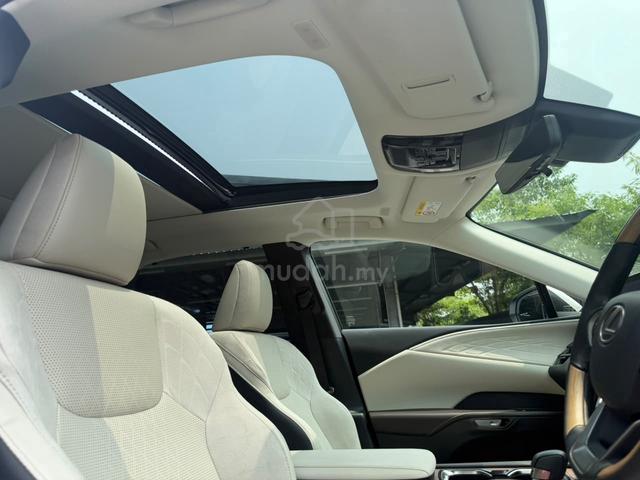 Lexus rx350 version L panaroof 4 cam - 5