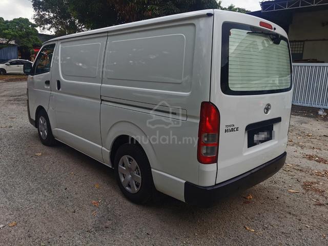 2015 Toyota HIACE 2.5 PANEL VAN 3°C ONE OWNER - 4
