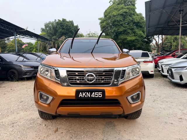 Nissan NAVARA 2.5 V NP300 4x4(A)-16 - 2