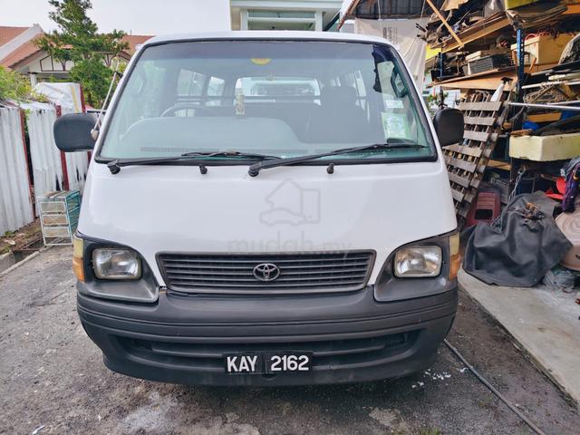 2000 Toyota HIACE 2.0 LH112 (M) - 1