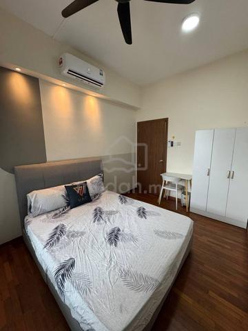 GrandView360 Room For Rent Bus to CIQ JB 1