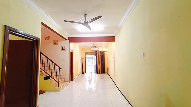 Taman Puncak Jelapang Indah, Ipoh 1