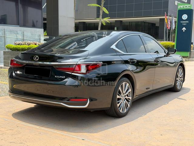 Lexus ES250 PREMIUM 2.5L (a) FREE WARRANTY - 2