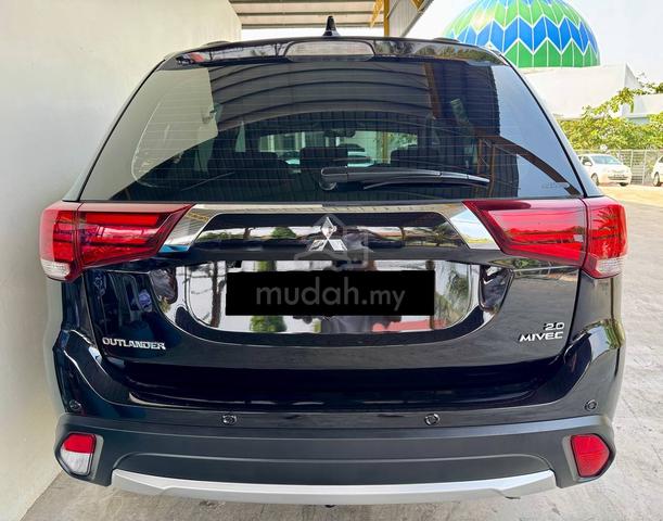 Mitsubishi Outlander 2.0L Facelift 7 Seater SUV - 4