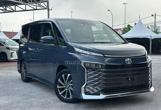 [GREY RARE] 2023 Toyota VOXY - FULLSPEC 360 BSMDIM - 3