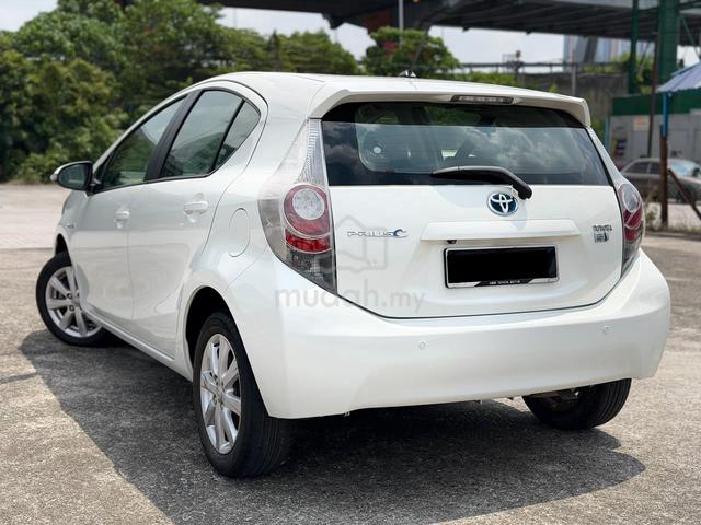 2012 Toyota PRIUS C 1.5 HYBRID REVERSE CAM TIPTOP - 4