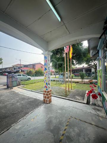 End Lot Xtra Land 🩵1 Storey House Bandar Mahkota Banting near WCE 1
