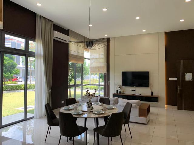 Brand New Semi D Broadleaf Residence Kota Kemuning 2