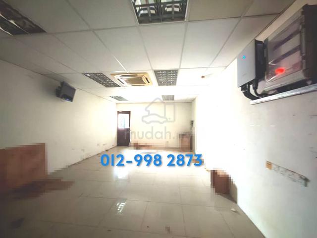 Butterworth adjoining 2 storey shop lot for RENT 3
