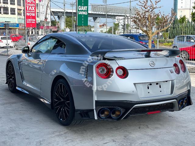 TMワークス レースチップ RSコネクト GT-R 16/〜 (R35) [570PS/637Nm