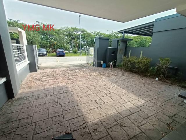 Facing More Parking 2 Storey Superlink House 24x75 Bukit Raja Klang 1