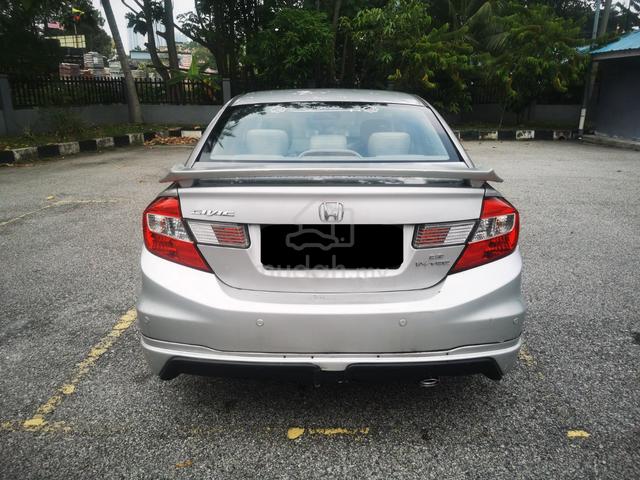 2014 Honda CIVIC 1.8 S FB FACELIFT (A) - 4