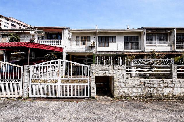 FACING OPEN 22x70 Double Storey Taman Desaria PJS 5 PJS5 Petaling Jaya 1